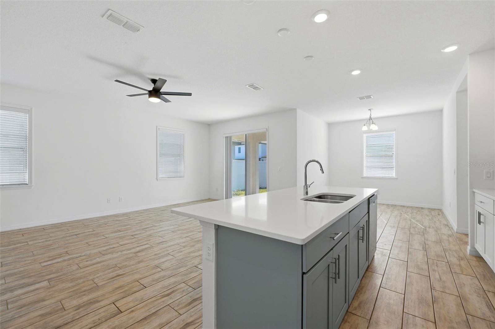 SUNBROOKE PH 2 - Residential Lease