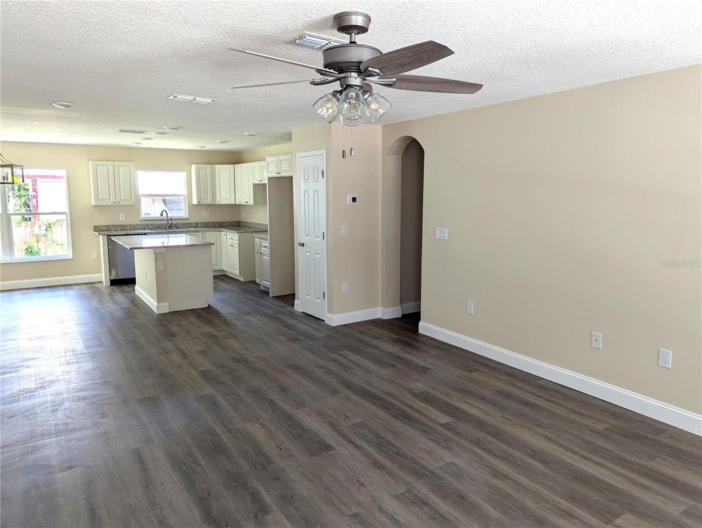 Photo of 6880 Wilson Avenue, Mulberry, FL 33860 (MLS # O6326512)