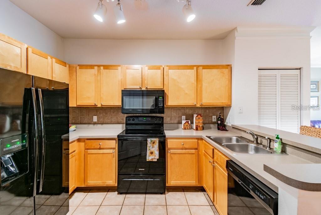 GRAND KEY A CONDO - Residential Lease