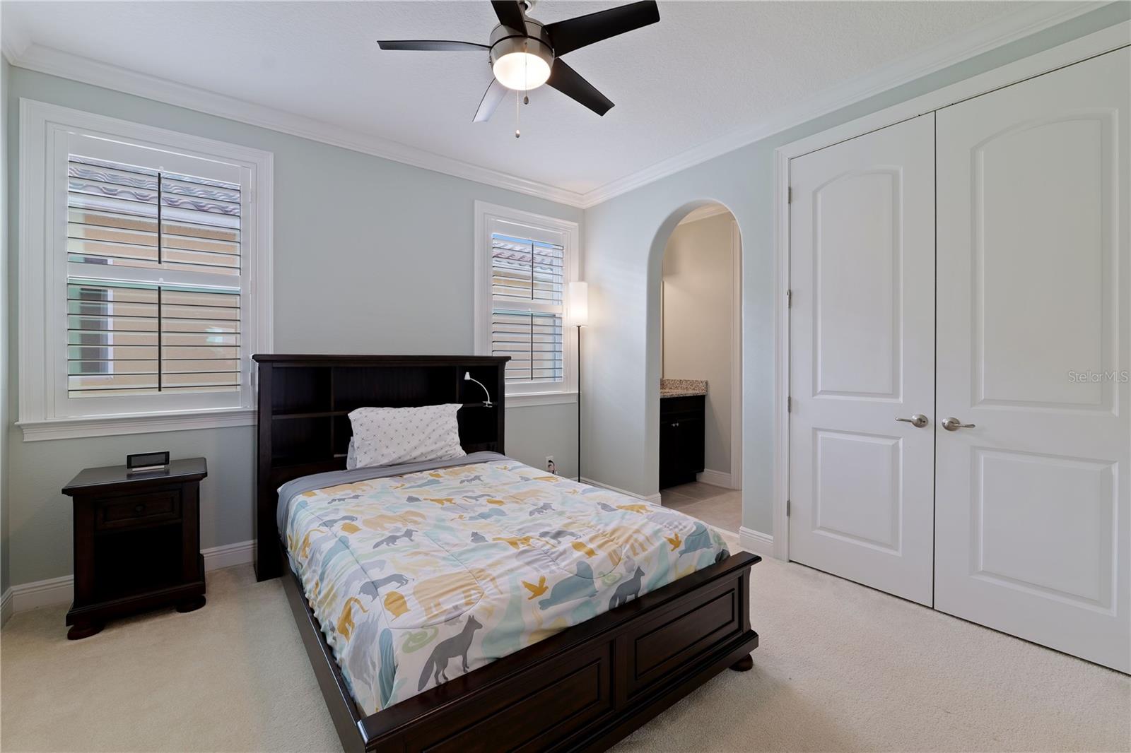 WATERSIDE/JOHNS LK-PH 1 - Residential