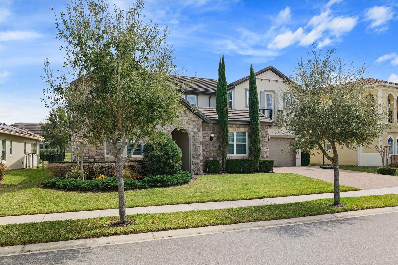 WATERSIDE/JOHNS LK-PH 1 - Residential