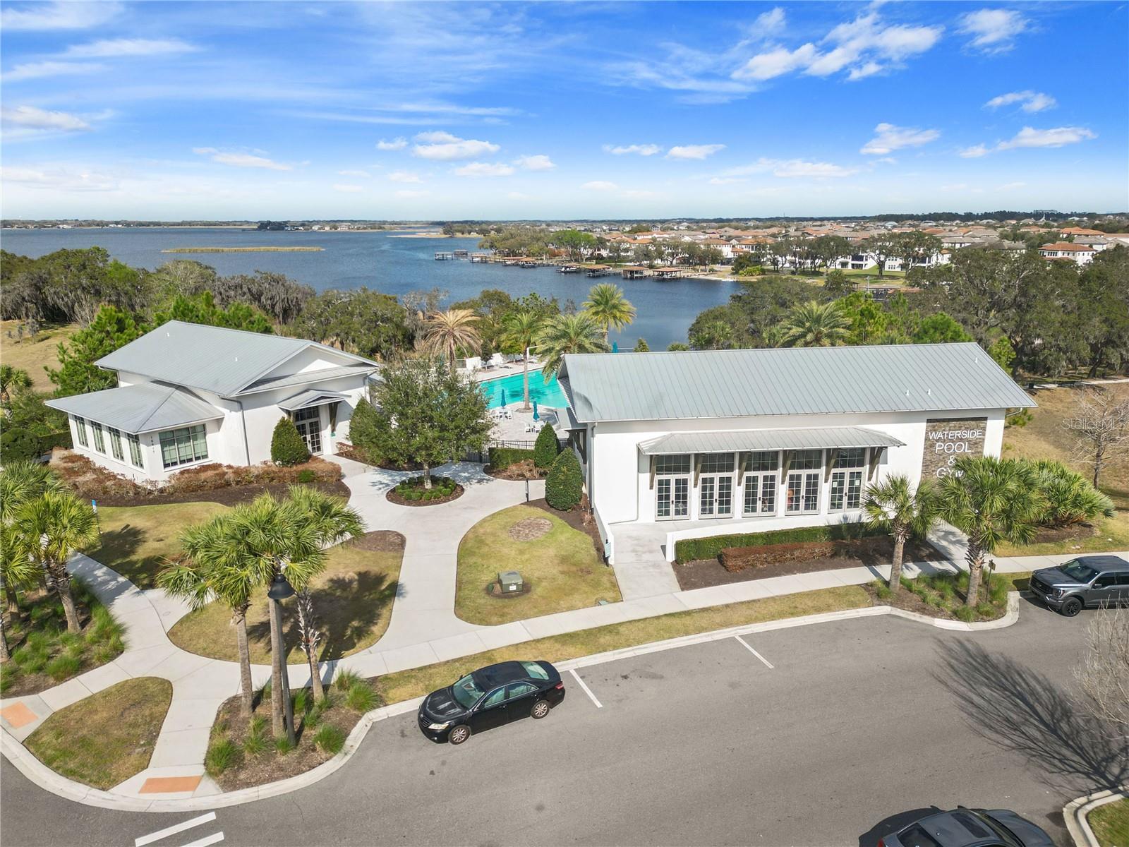 WATERSIDE/JOHNS LK-PH 1 - Residential