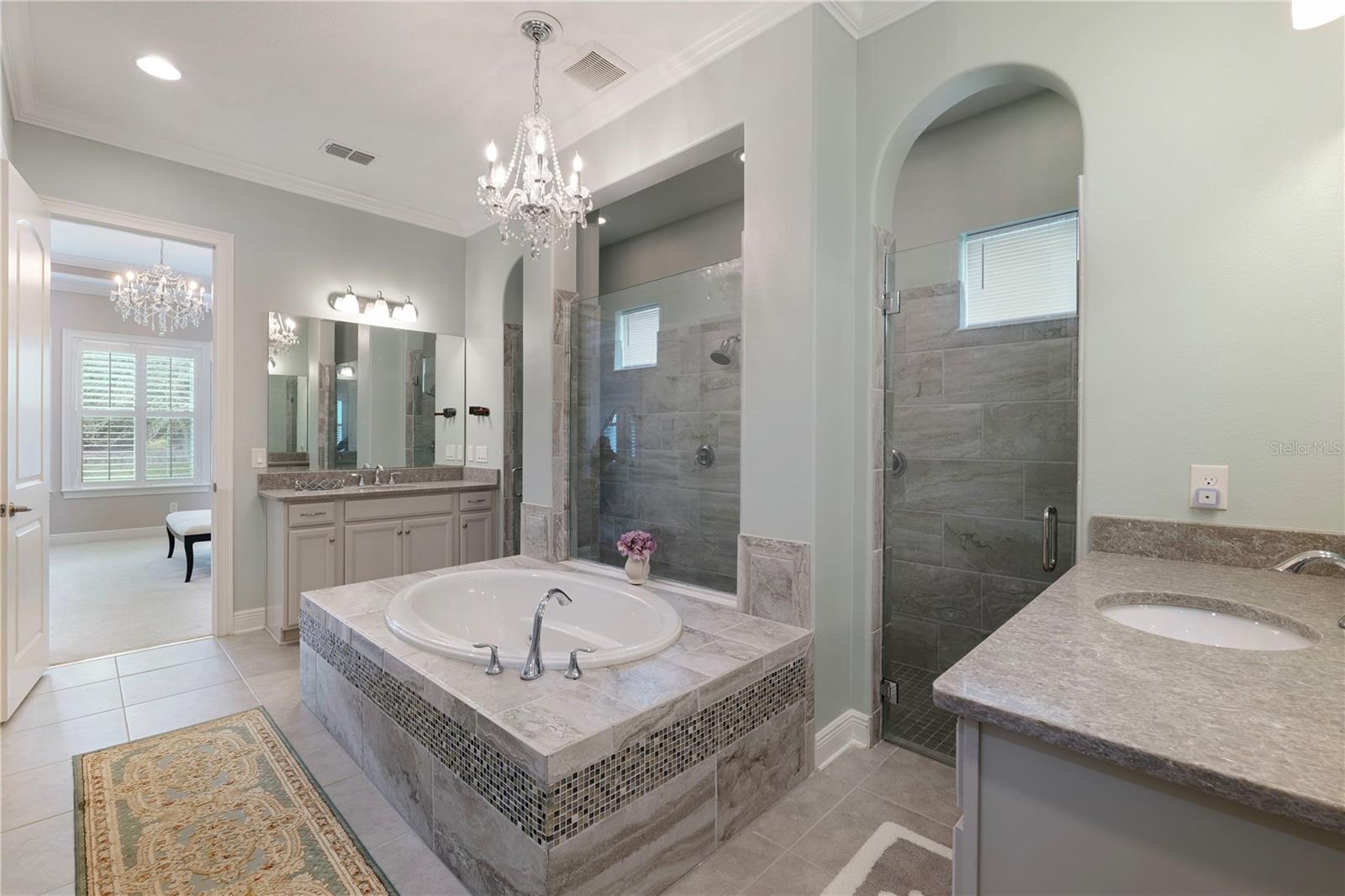 WATERSIDE/JOHNS LK-PH 1 - Residential