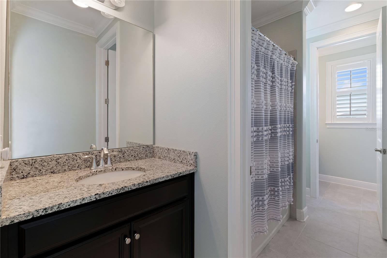 WATERSIDE/JOHNS LK-PH 1 - Residential