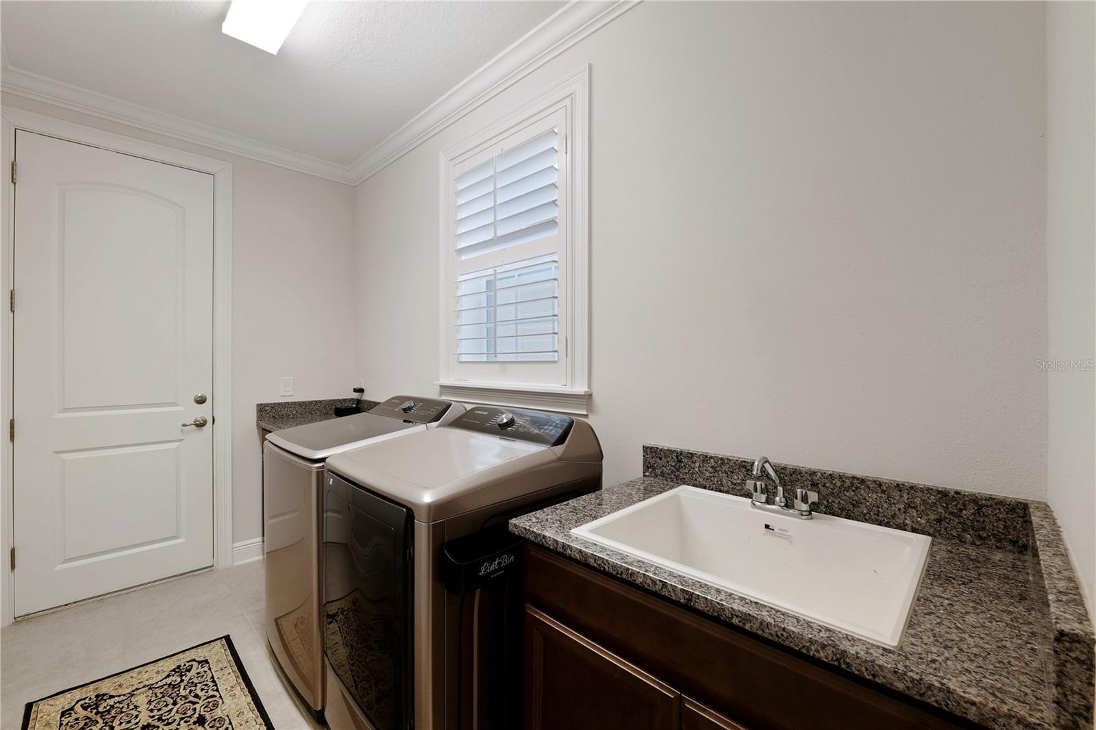 WATERSIDE/JOHNS LK-PH 1 - Residential