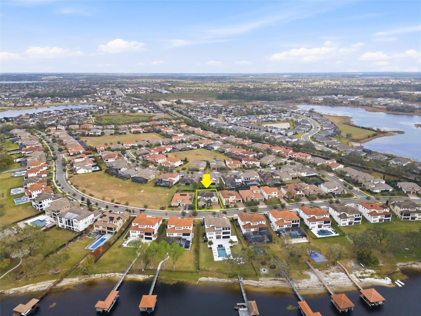 WATERSIDE/JOHNS LK-PH 1 - Residential