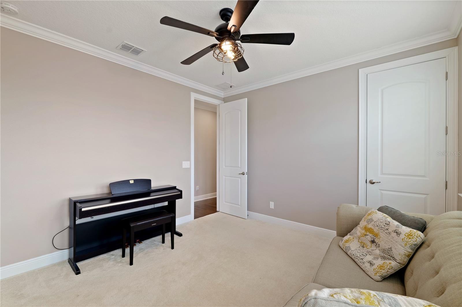 WATERSIDE/JOHNS LK-PH 1 - Residential