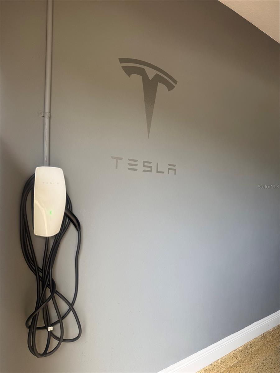 WATERSIDE/JOHNS LK-PH 1 - Residential