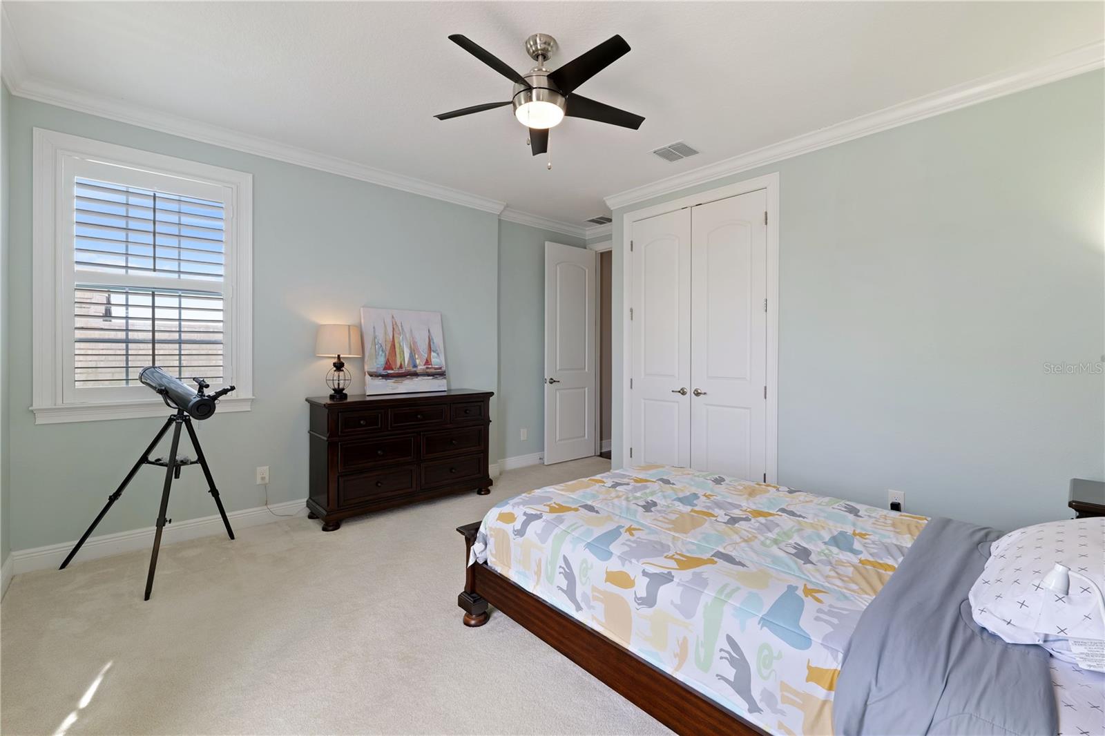 WATERSIDE/JOHNS LK-PH 1 - Residential