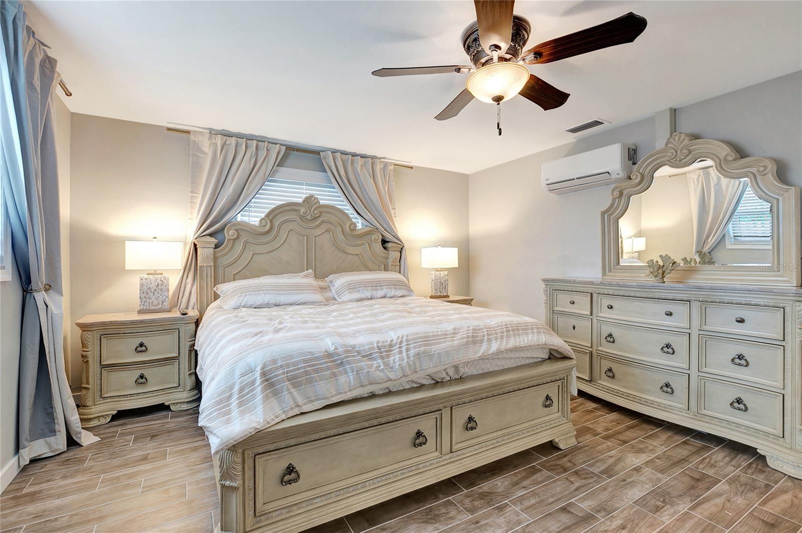 SPITZERS BLK 6 REP OF 5TH ADD TO HARBOR SHORES - Residential