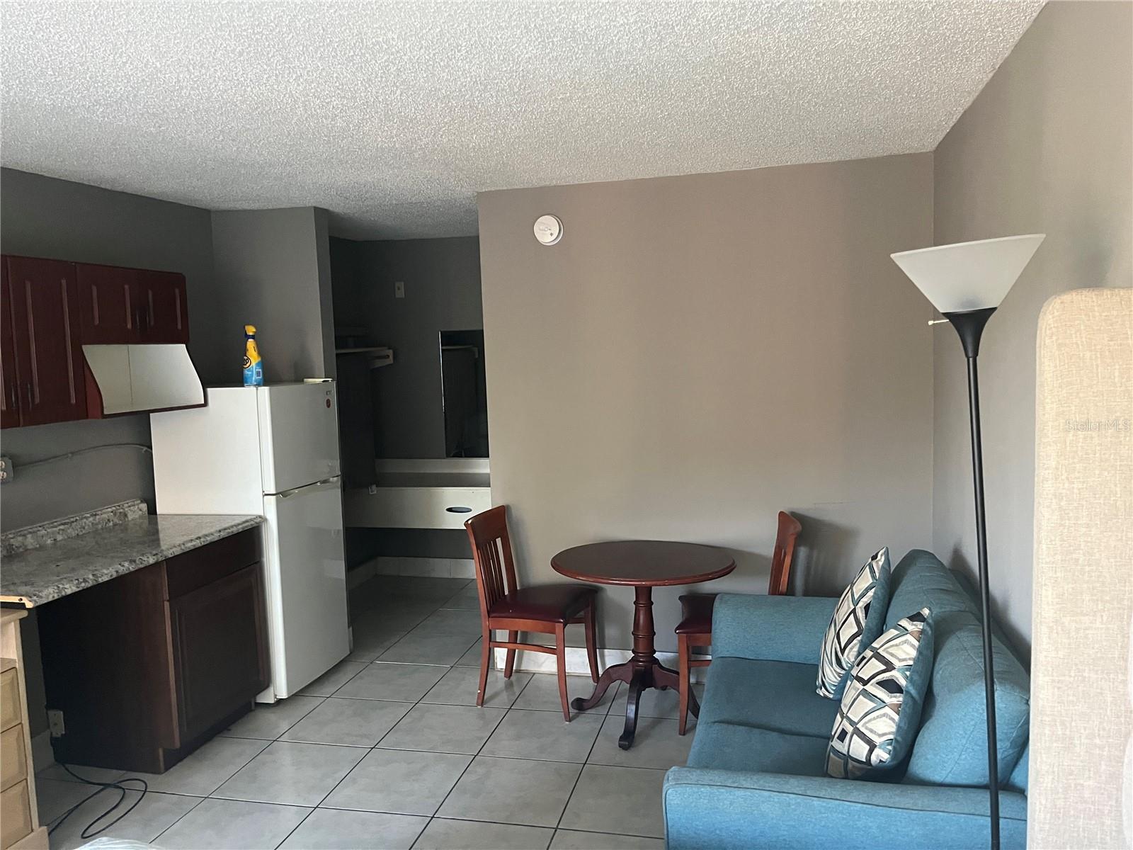 SANDLAKE COURTYARDS CONDO 5901/3515 - Residential