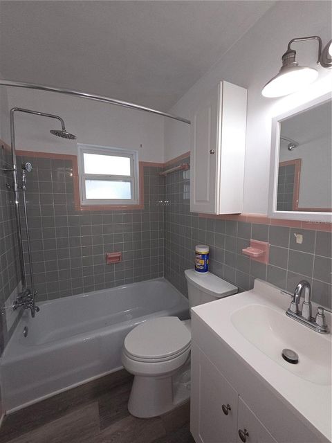 Tiny photo for 915 Norman Drive, Mount Dora, FL 32757 (MLS # G5109887)