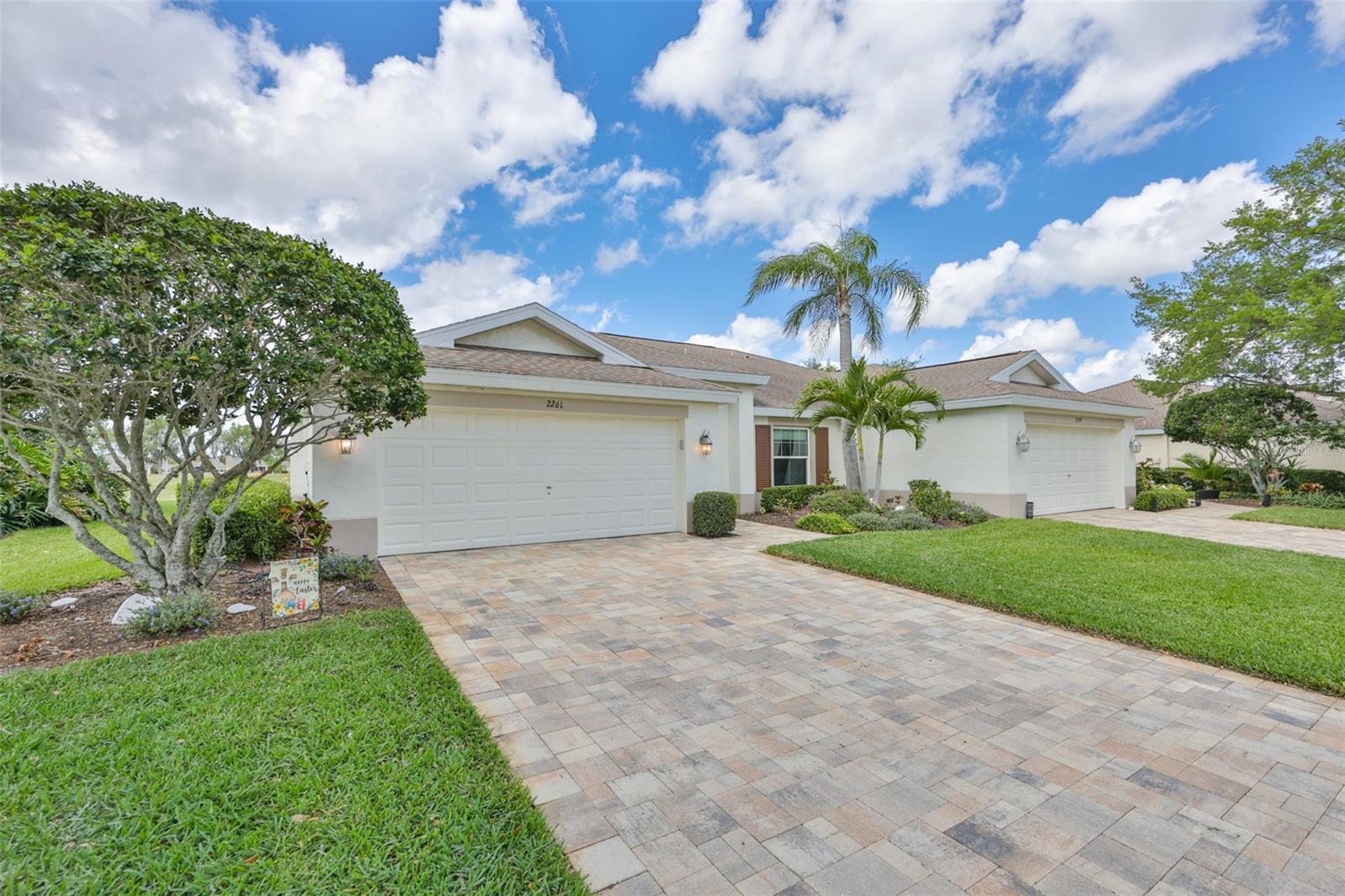 BROOKFIELD CONDO - Residential