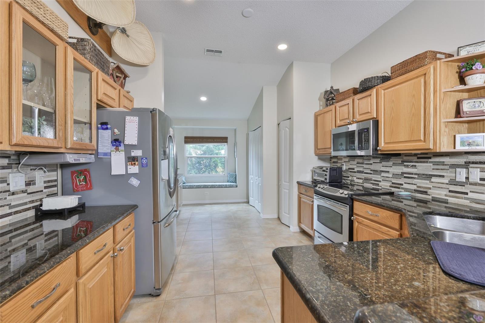 BROOKFIELD CONDO - Residential