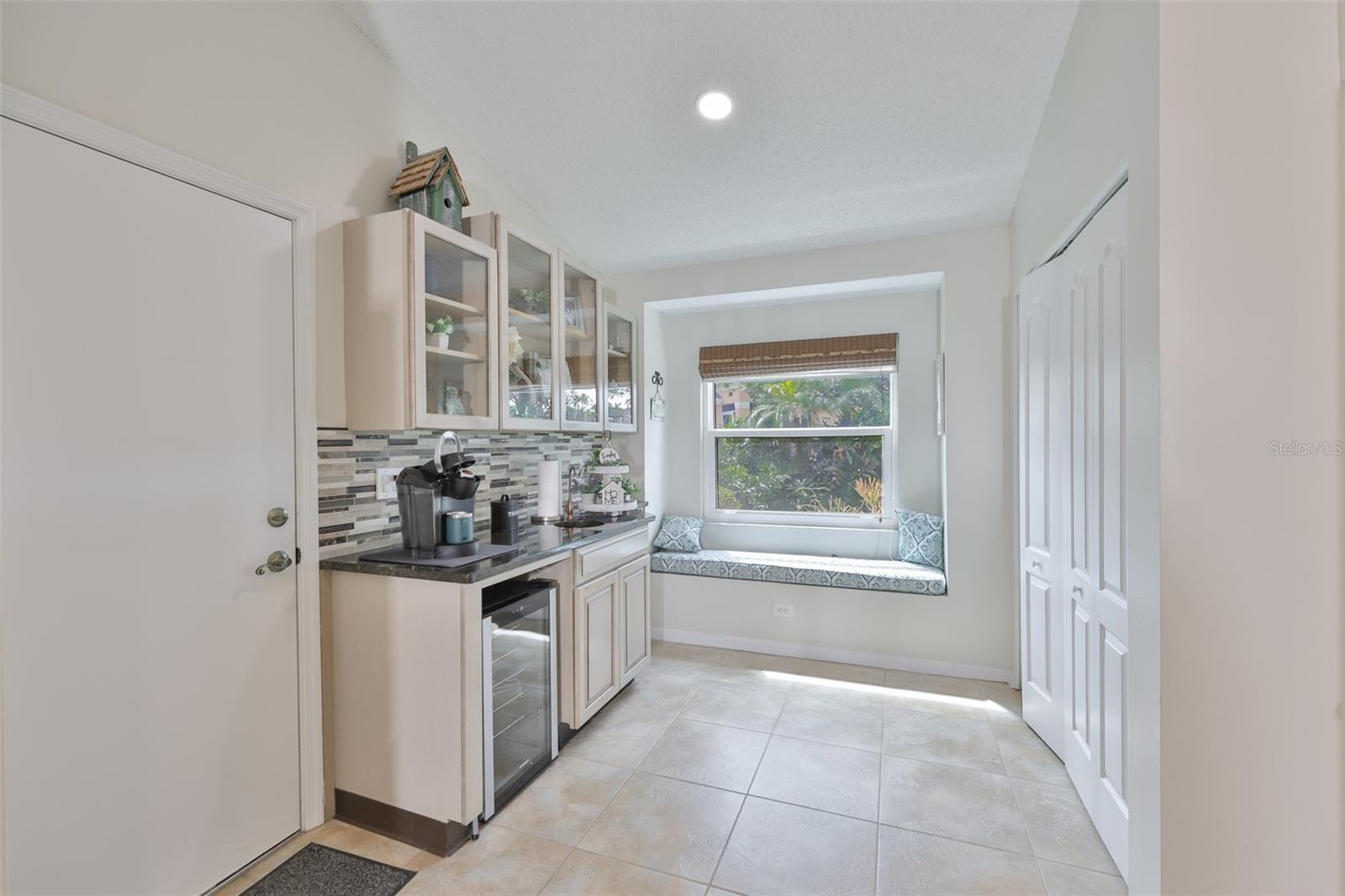 BROOKFIELD CONDO - Residential