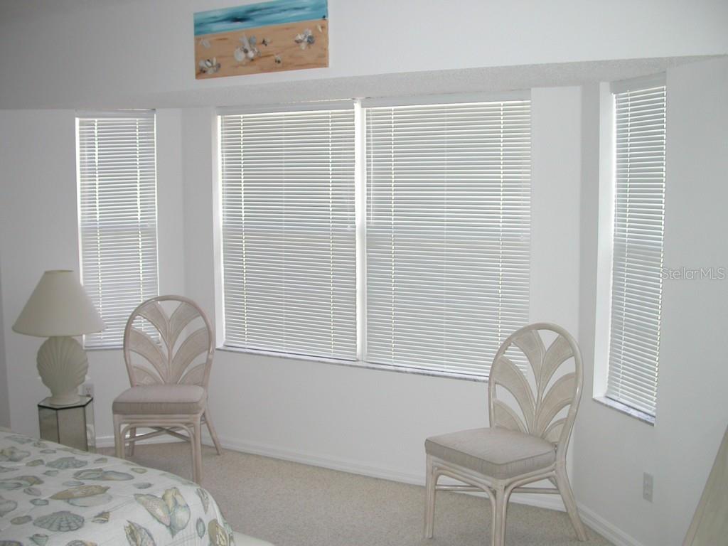 PALM VILLAS - Residential Lease
