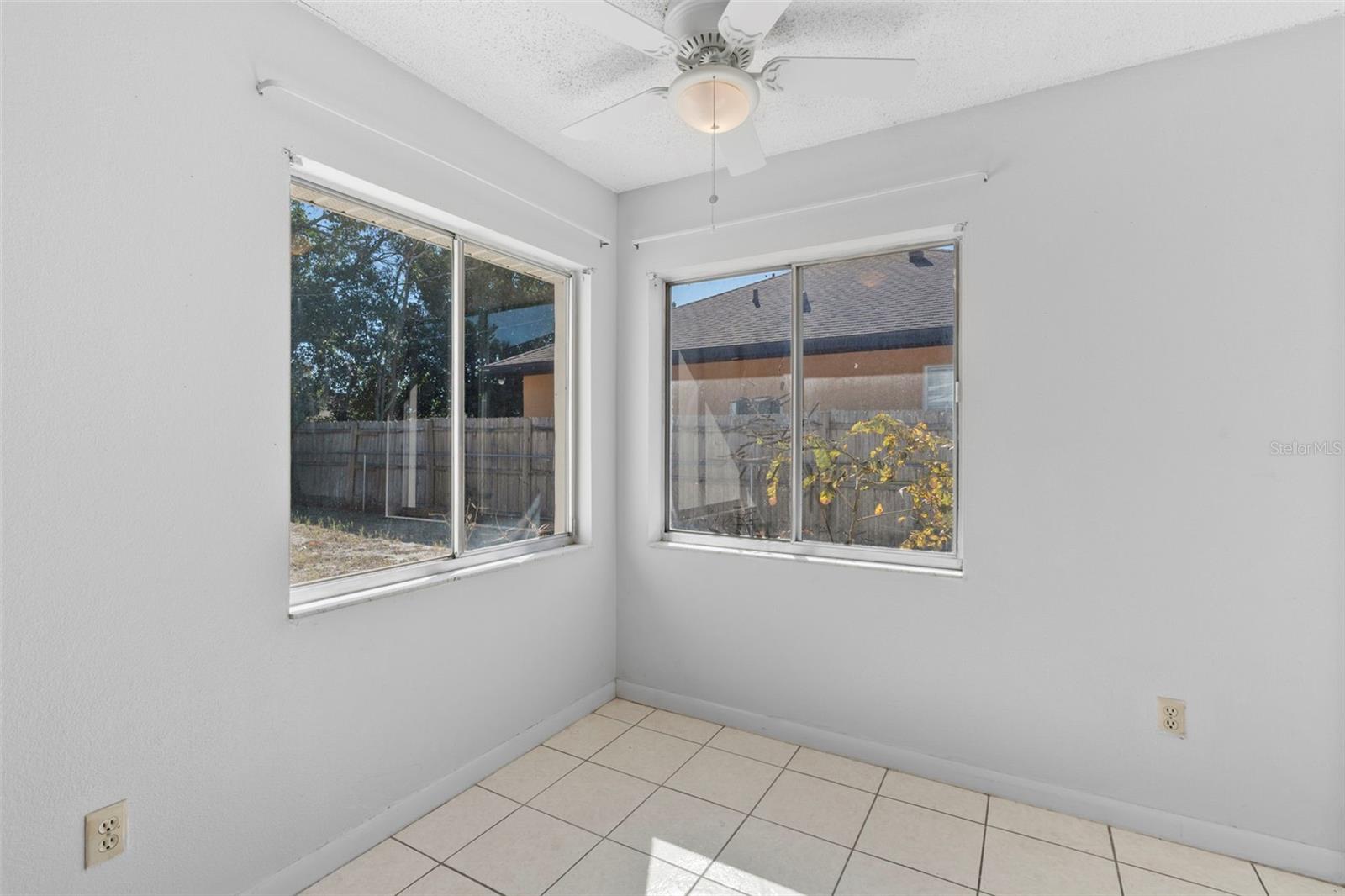 DELTONA LAKES UNIT 07 - Residential