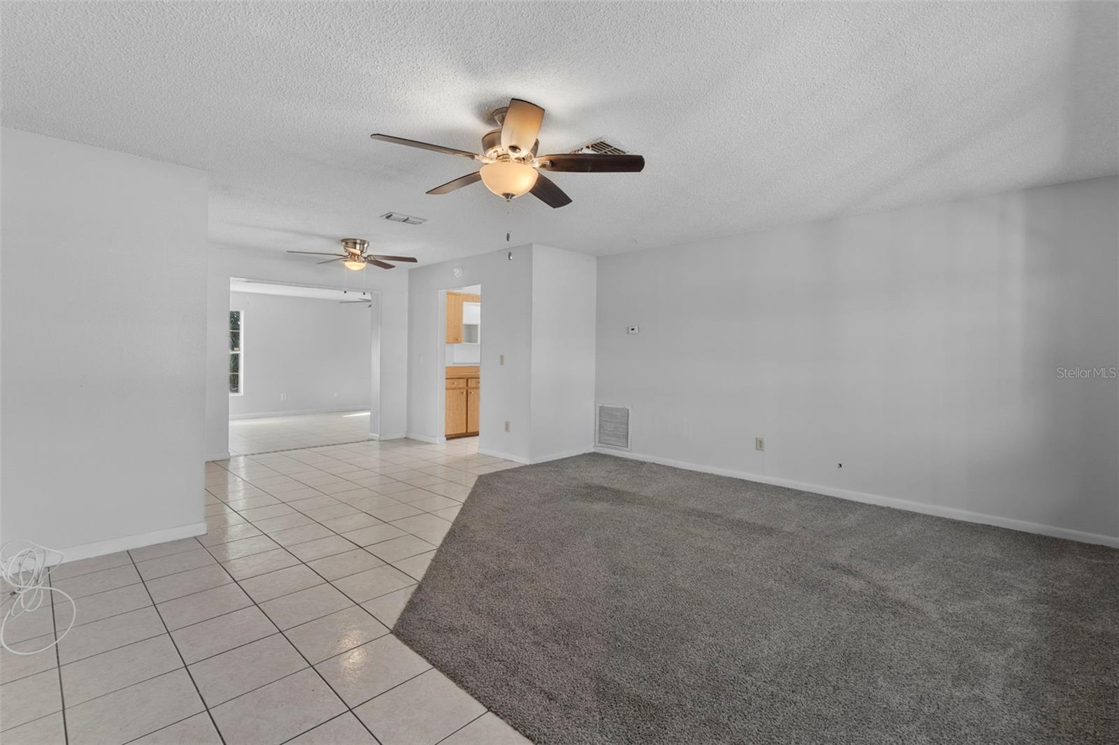 DELTONA LAKES UNIT 07 - Residential