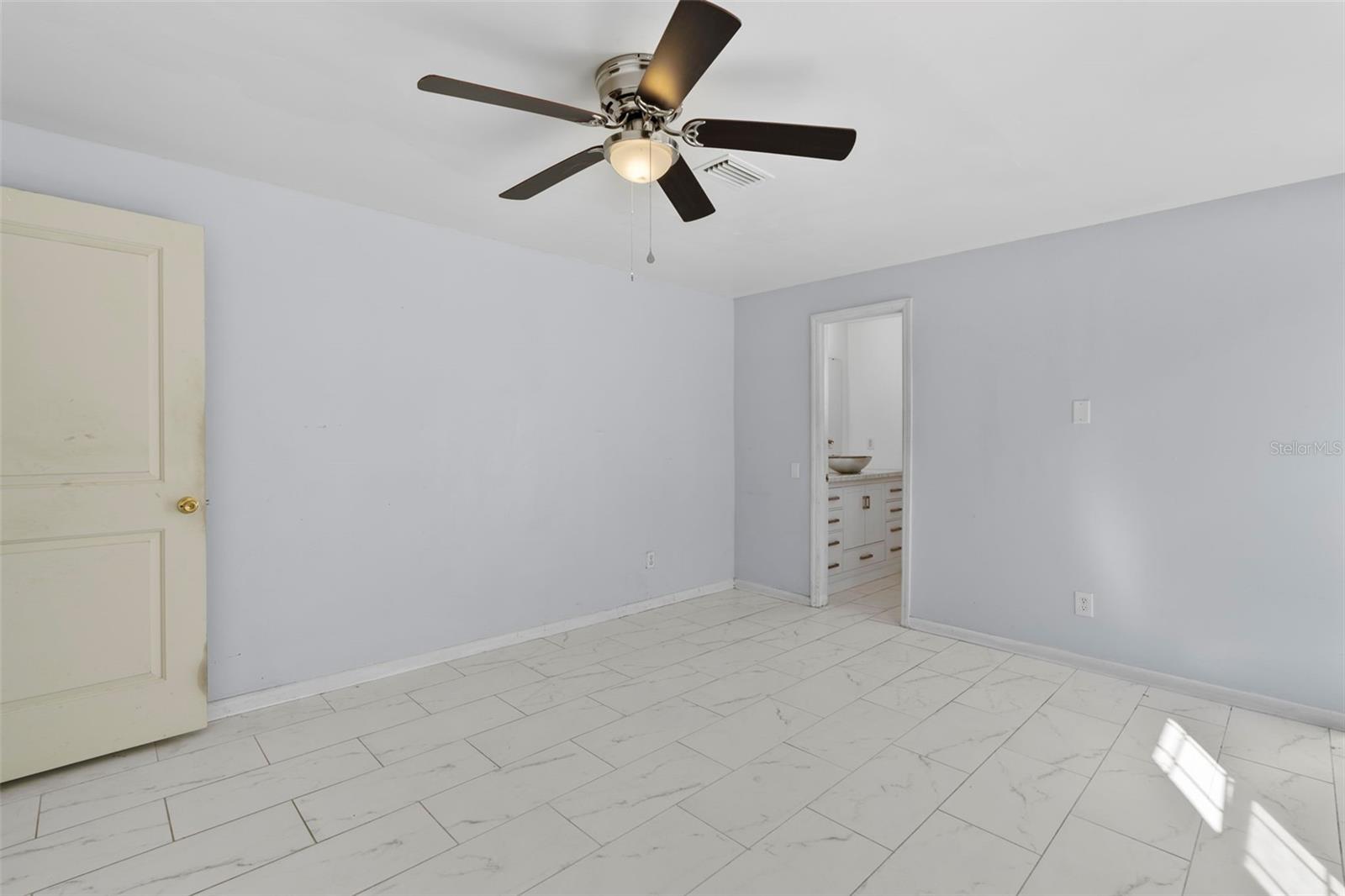 DELTONA LAKES UNIT 07 - Residential