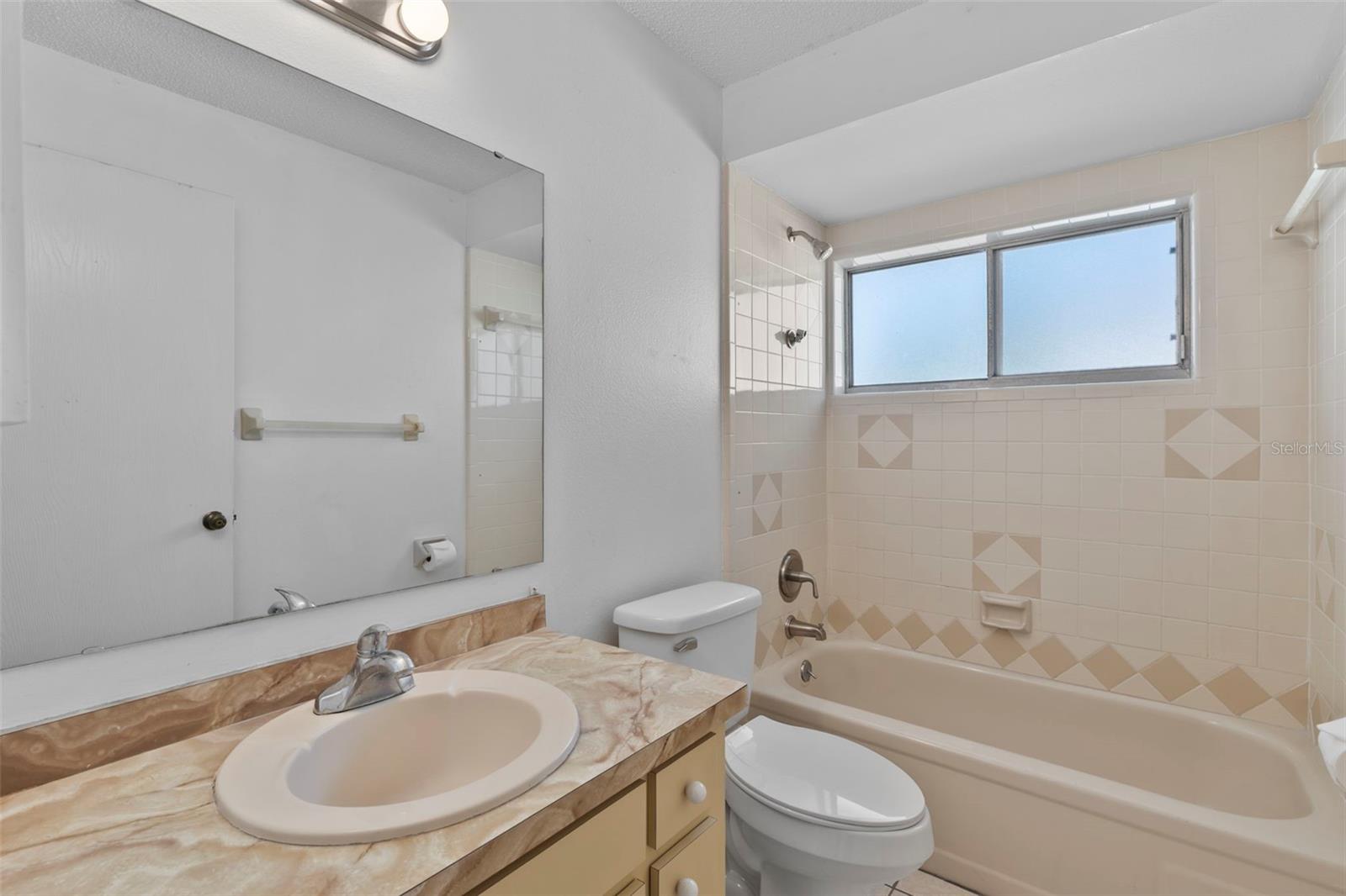 DELTONA LAKES UNIT 07 - Residential