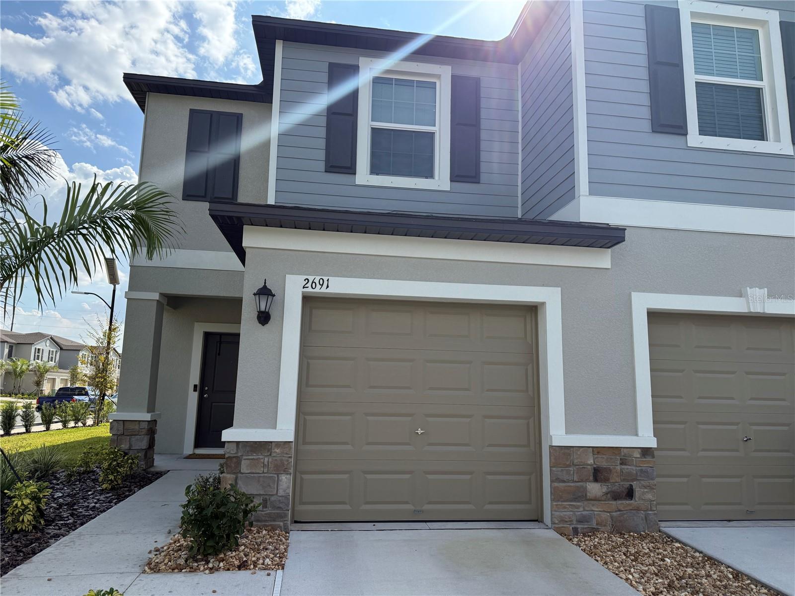 TOWNES AT SOUTHSHORE POINTE - Residential Lease