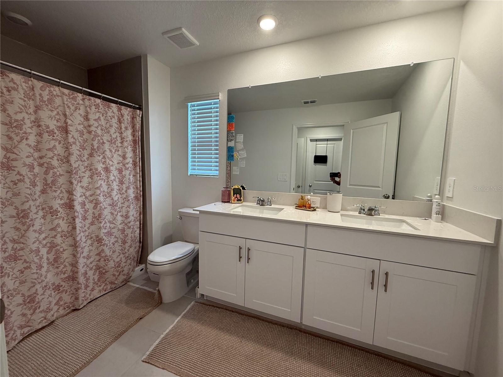 TOWNES AT SOUTHSHORE POINTE - Residential Lease