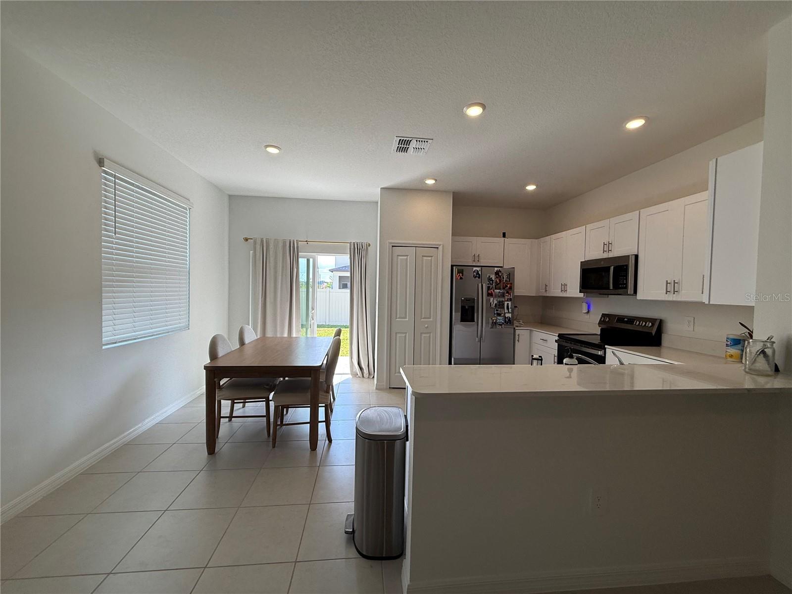 TOWNES AT SOUTHSHORE POINTE - Residential Lease