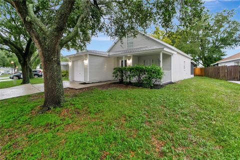 A home in VALRICO