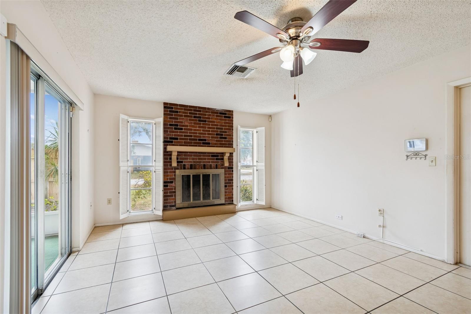 BEACON MEADOWS UNIT 1 - Residential