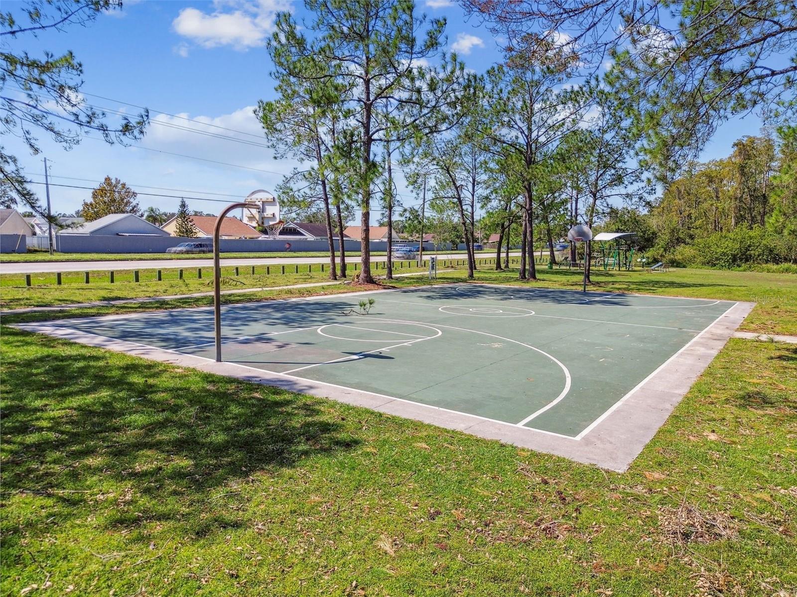 BEACON MEADOWS UNIT 1 - Residential