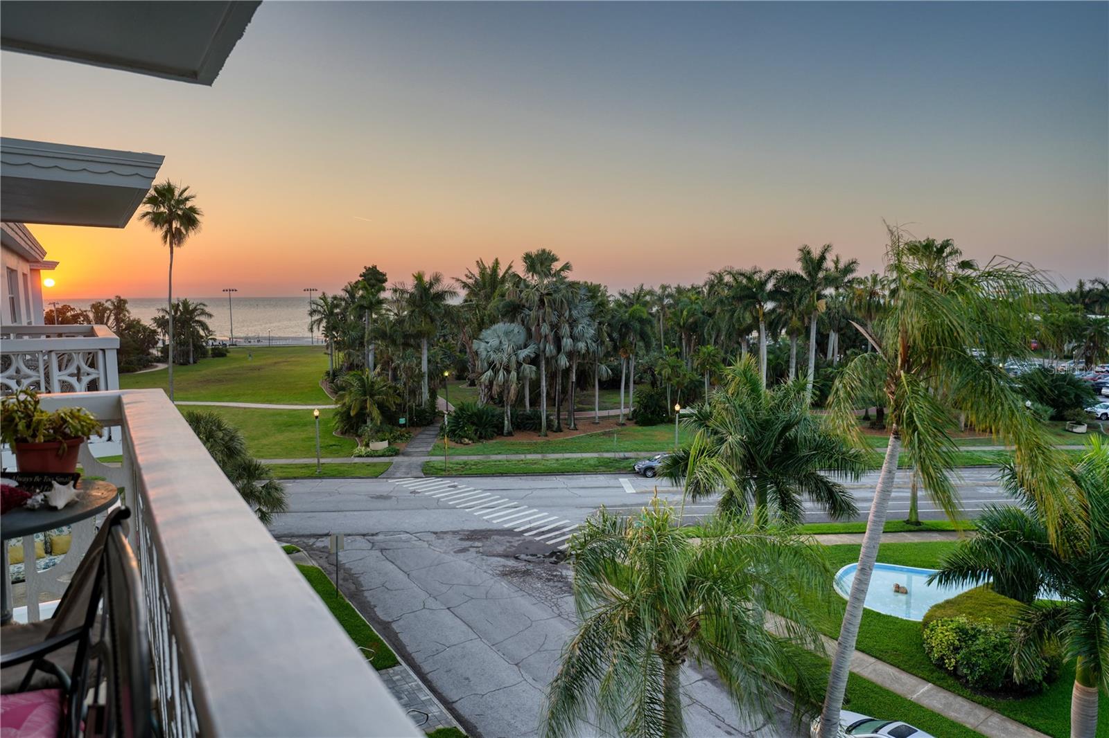 PARK SHORE CONDO - Residential
