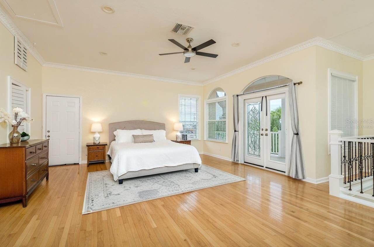 BURGHSTREAMSS SUB - Residential