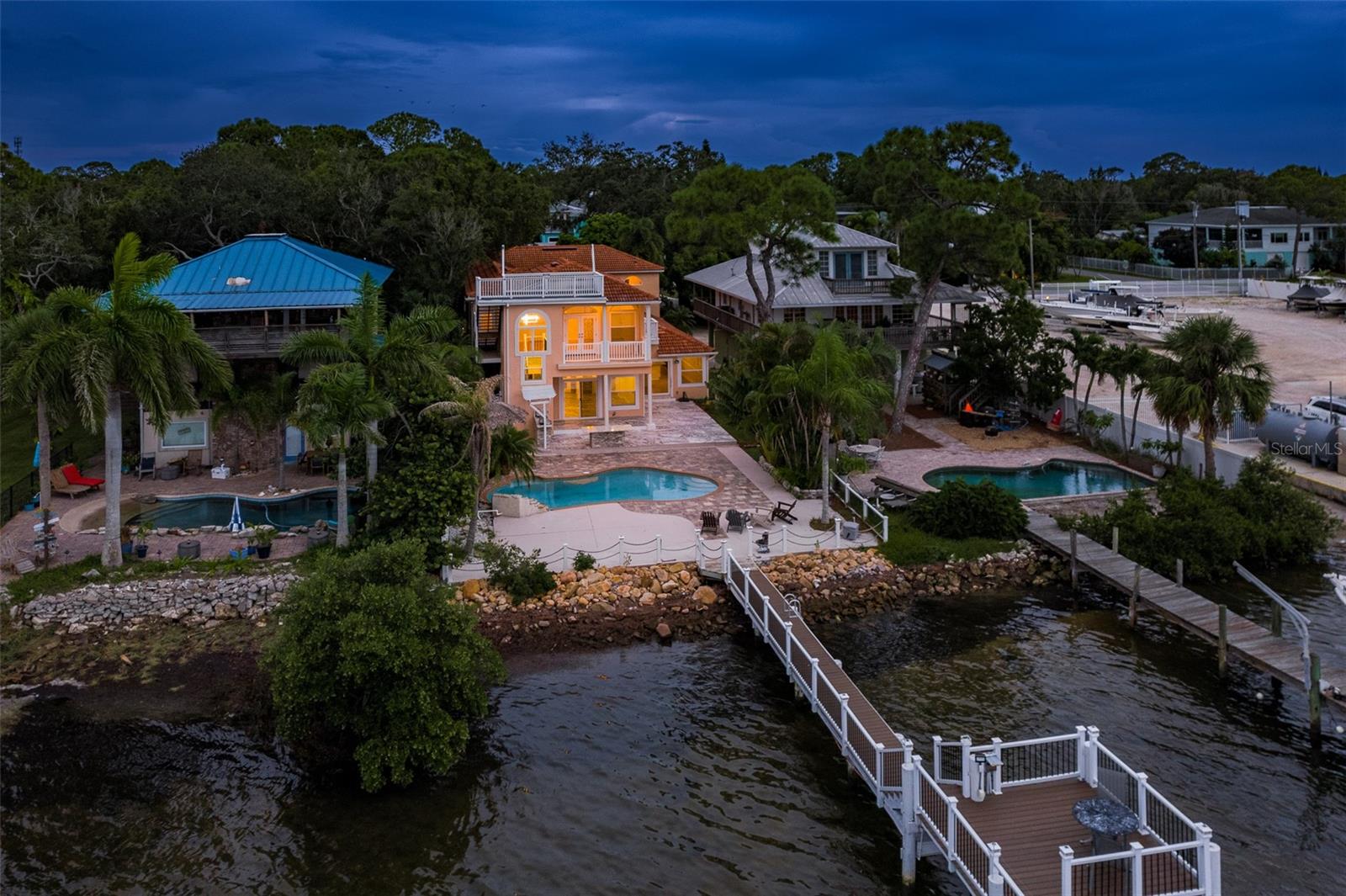 BURGHSTREAMSS SUB - Residential