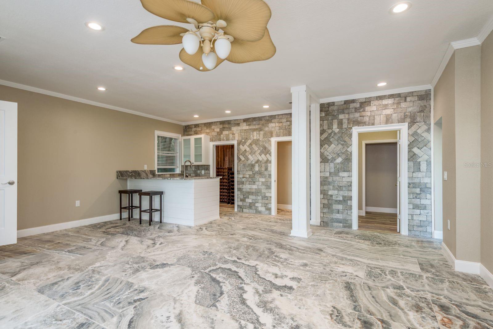 BURGHSTREAMSS SUB - Residential