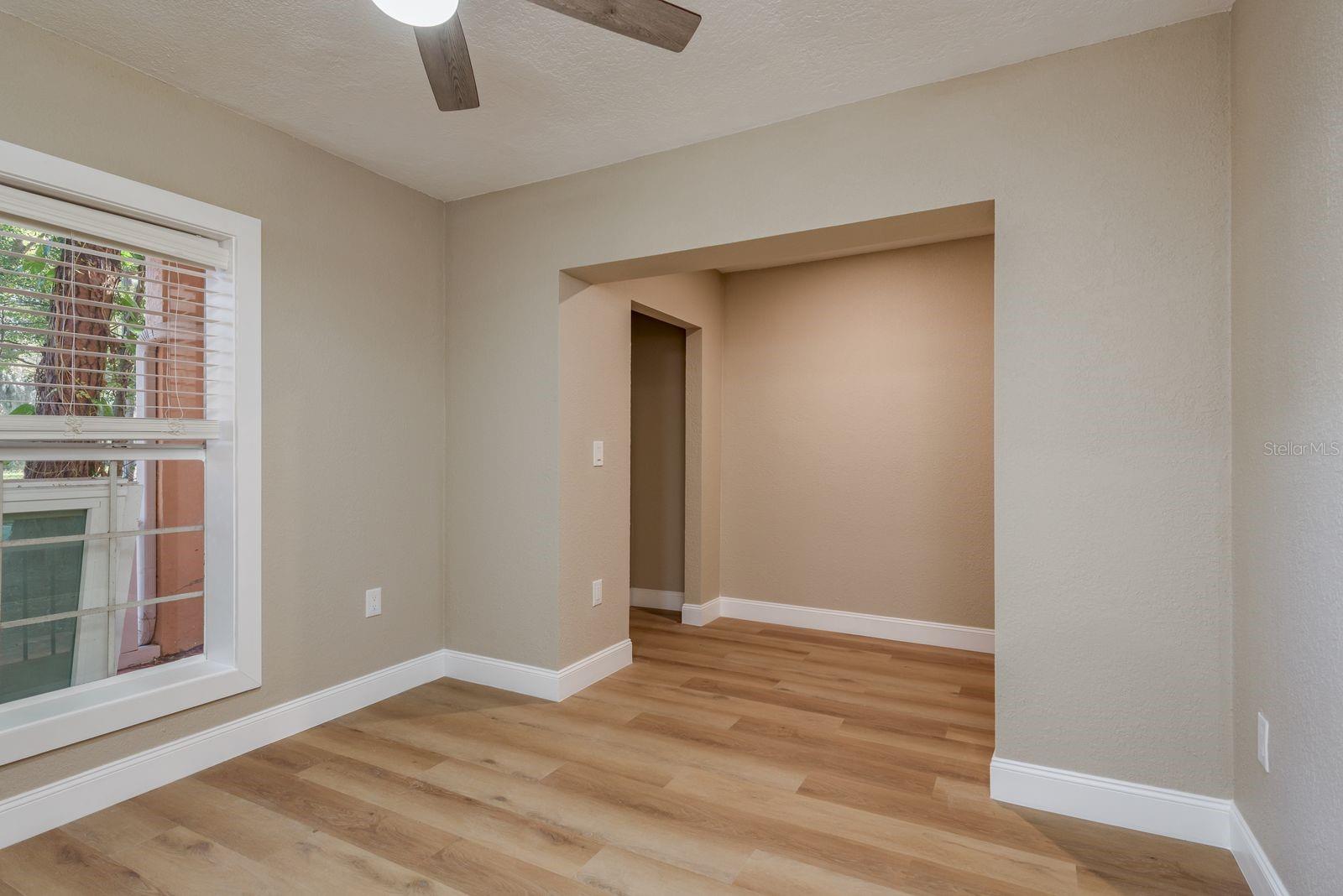 BURGHSTREAMSS SUB - Residential