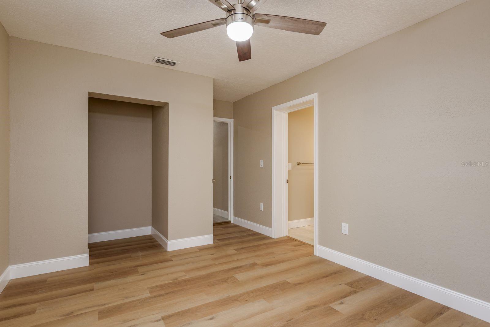 BURGHSTREAMSS SUB - Residential