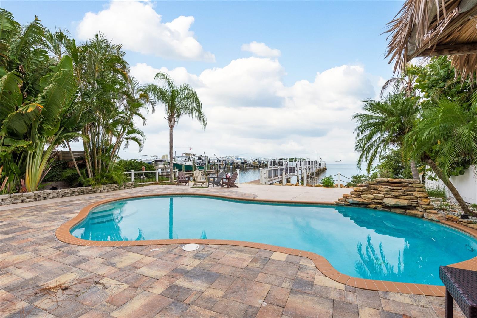 BURGHSTREAMSS SUB - Residential