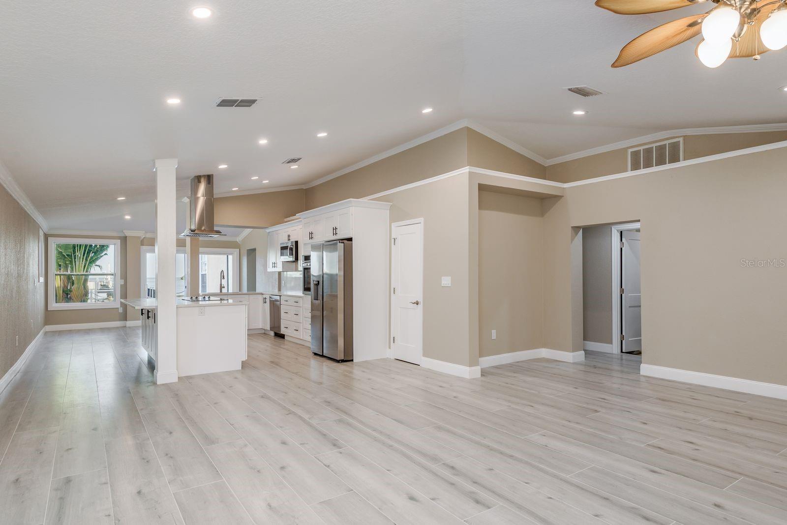 BURGHSTREAMSS SUB - Residential