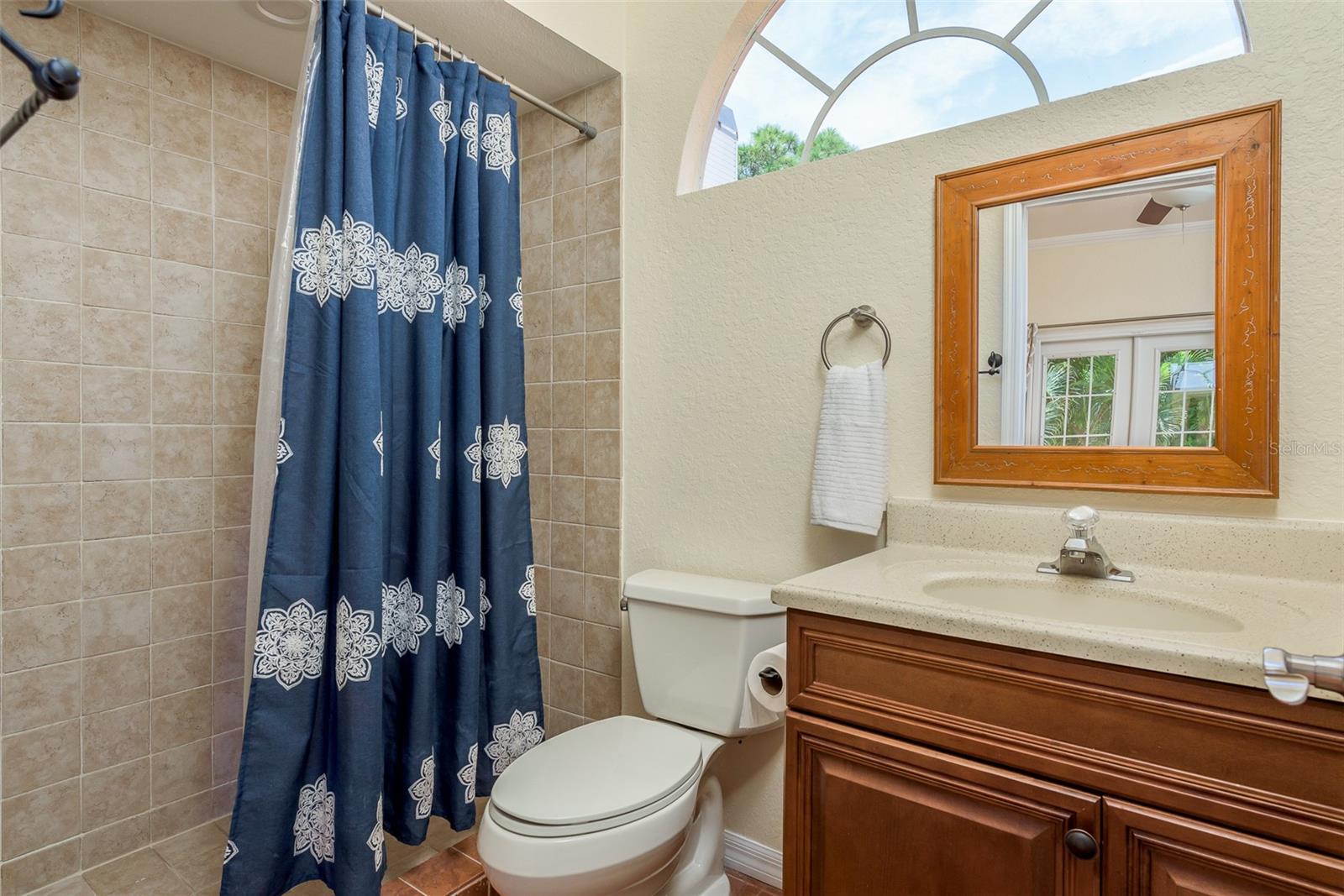 BURGHSTREAMSS SUB - Residential