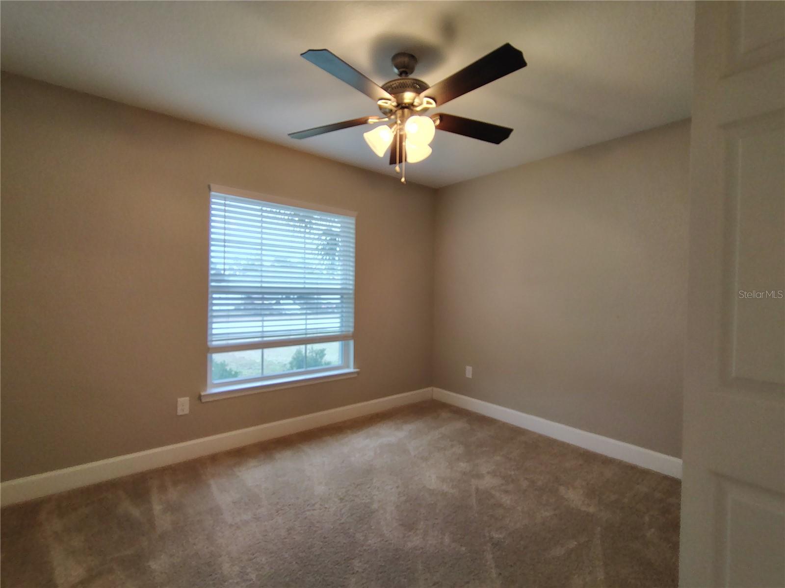 MARION OAKS UN 07 - Residential Lease