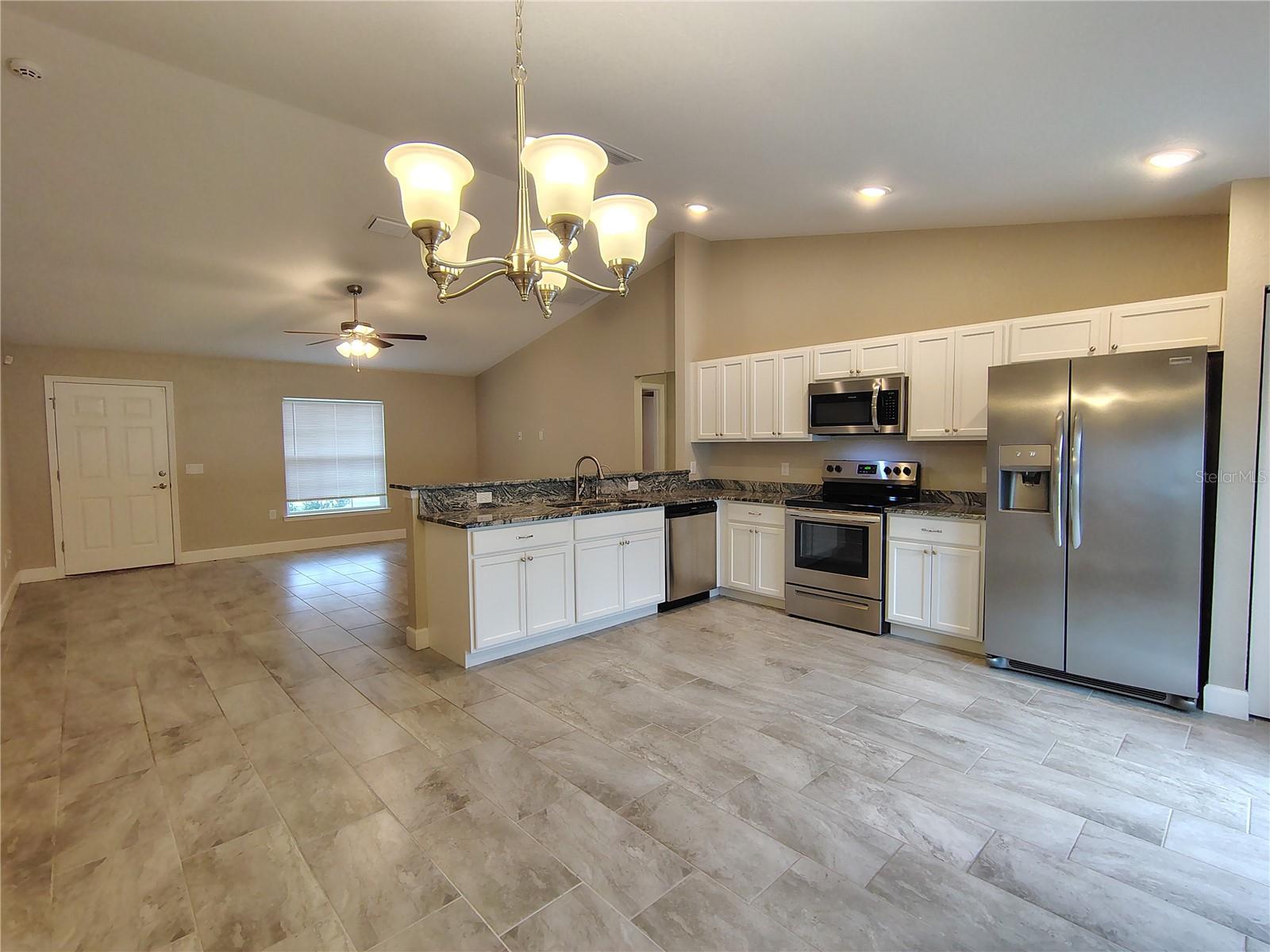 MARION OAKS UN 07 - Residential Lease