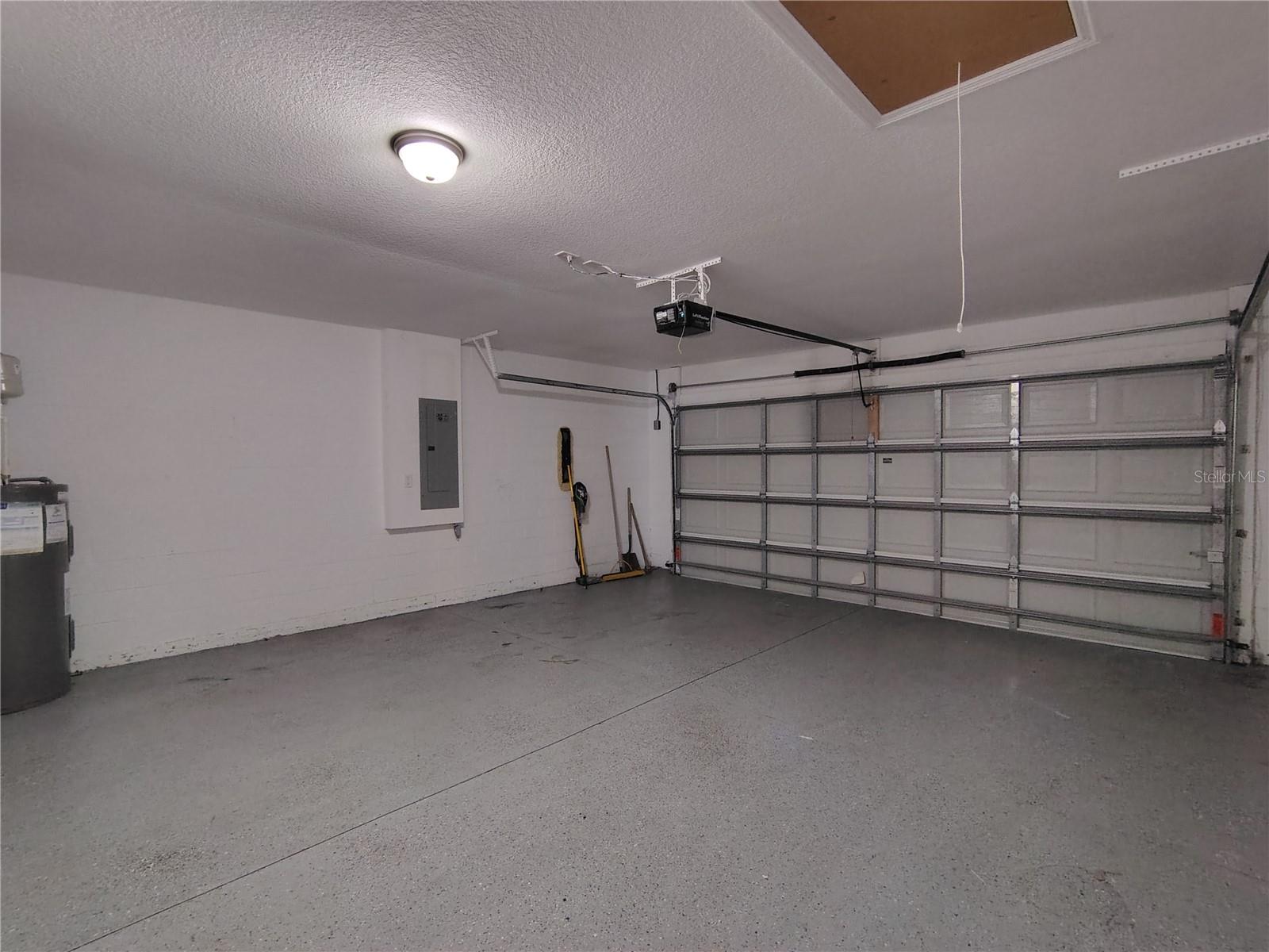 MARION OAKS UN 07 - Residential Lease