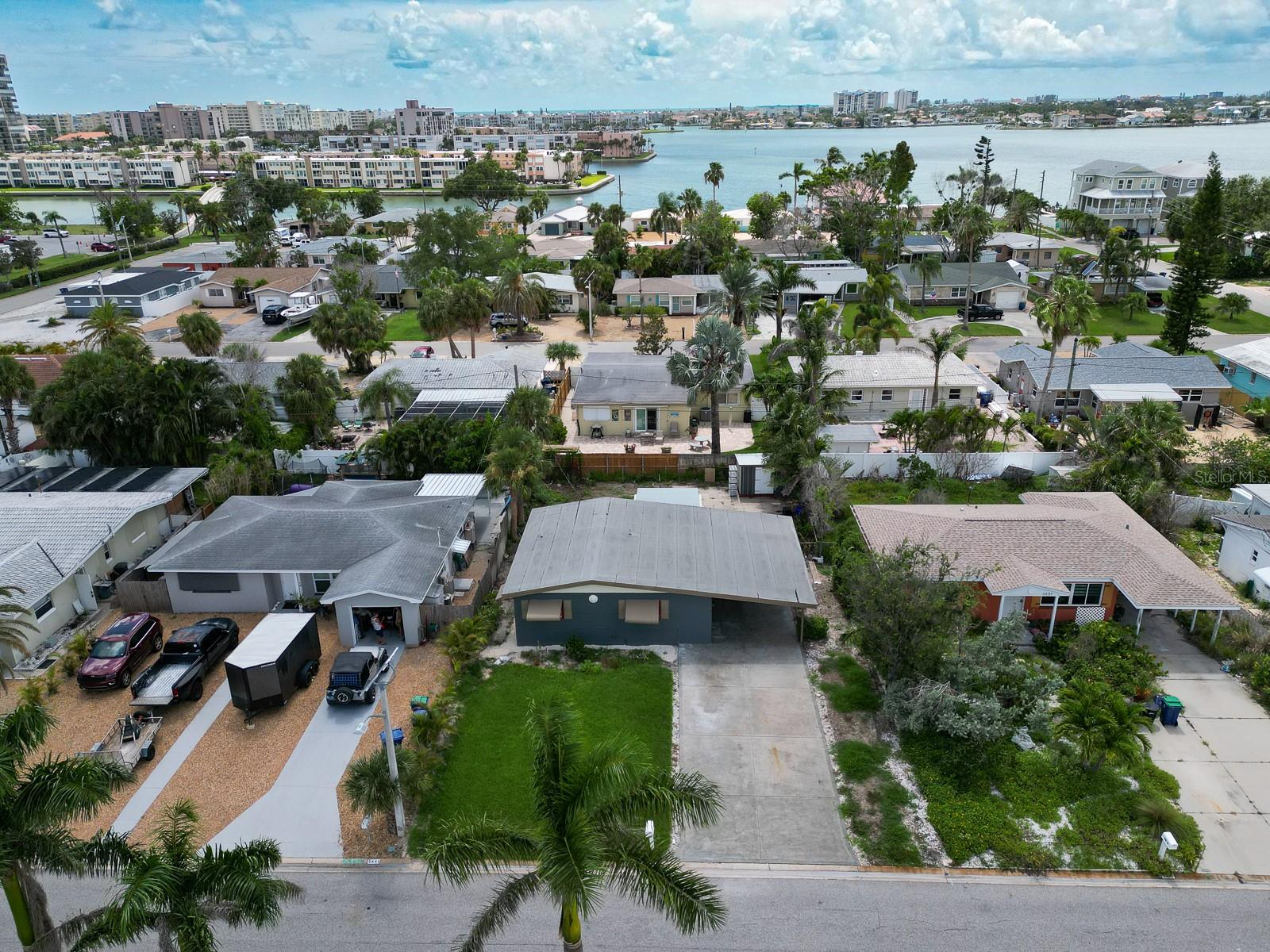 1431 ISLAND DRIVE S