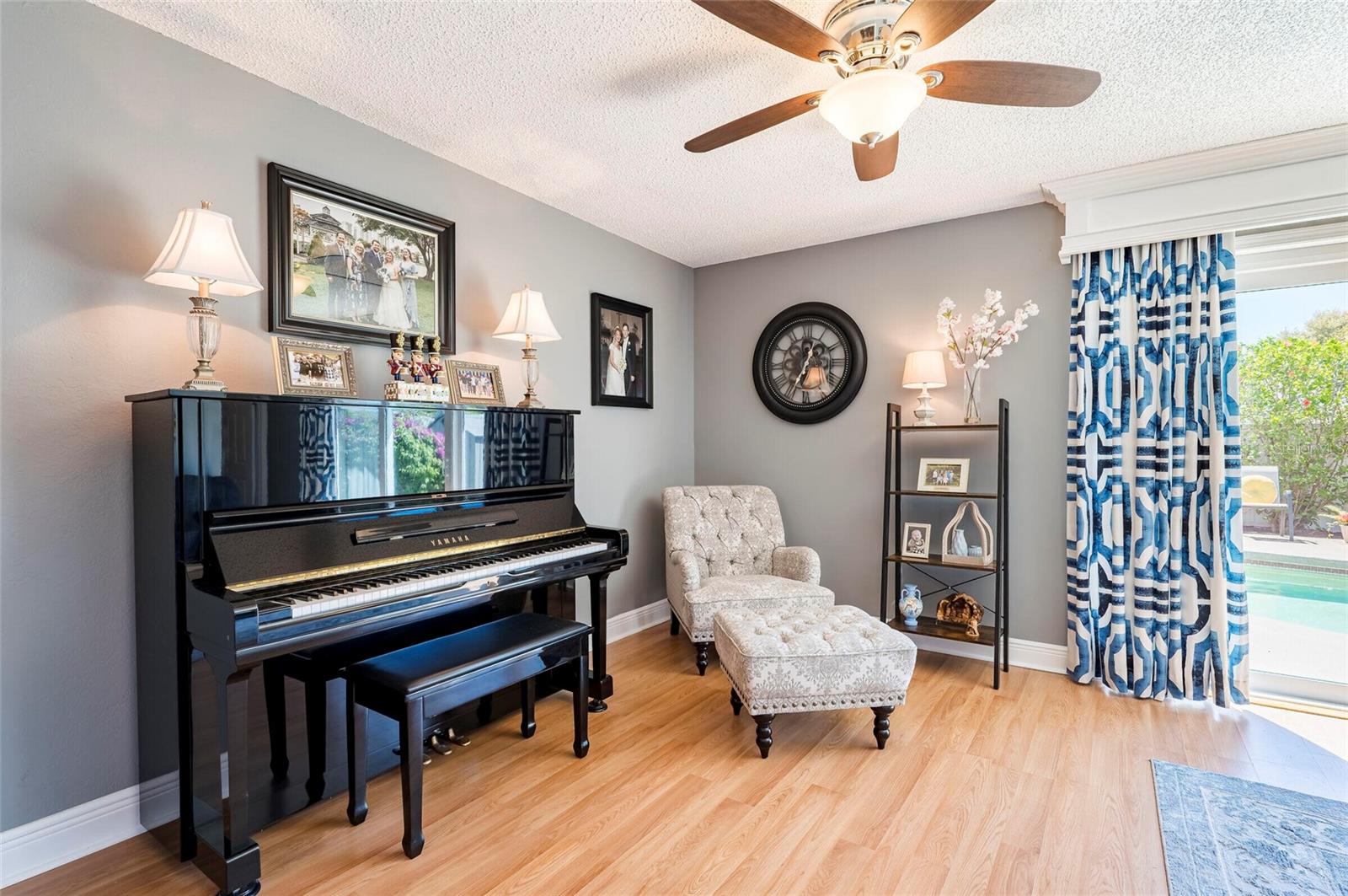 SEMINOLE WOODLANDS - Residential