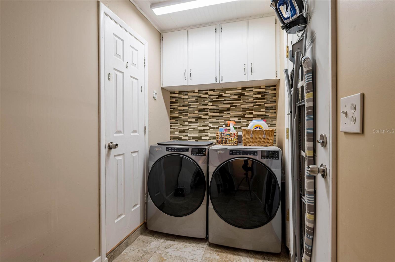 SEMINOLE WOODLANDS - Residential