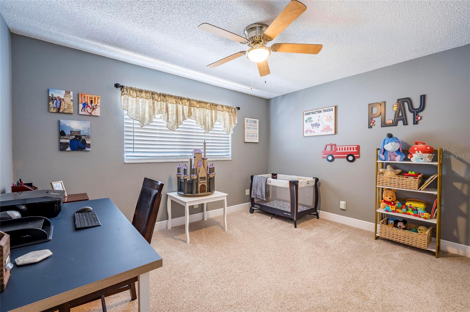 SEMINOLE WOODLANDS - Residential