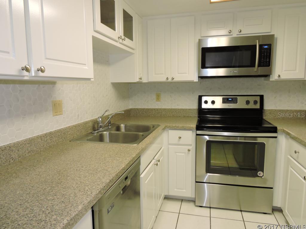 Diamond Head Point Condo - Residential