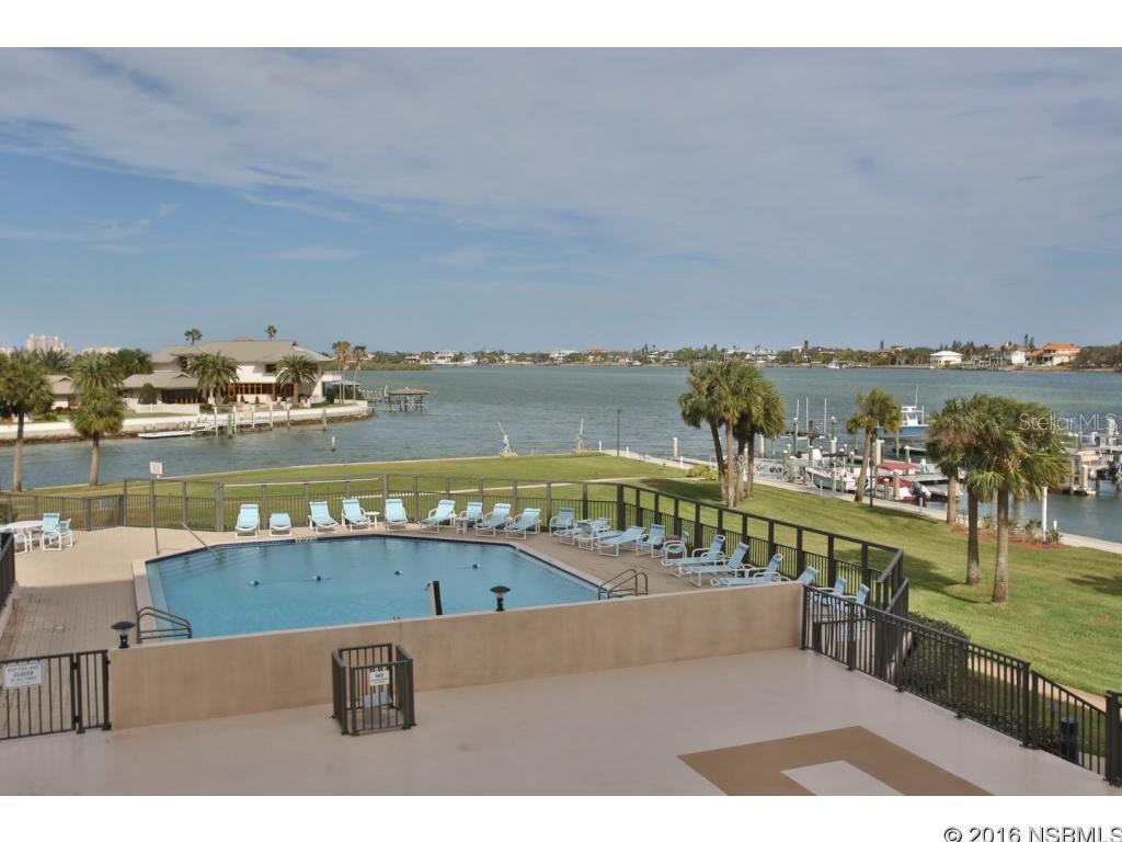 Diamond Head Point Condo - Residential