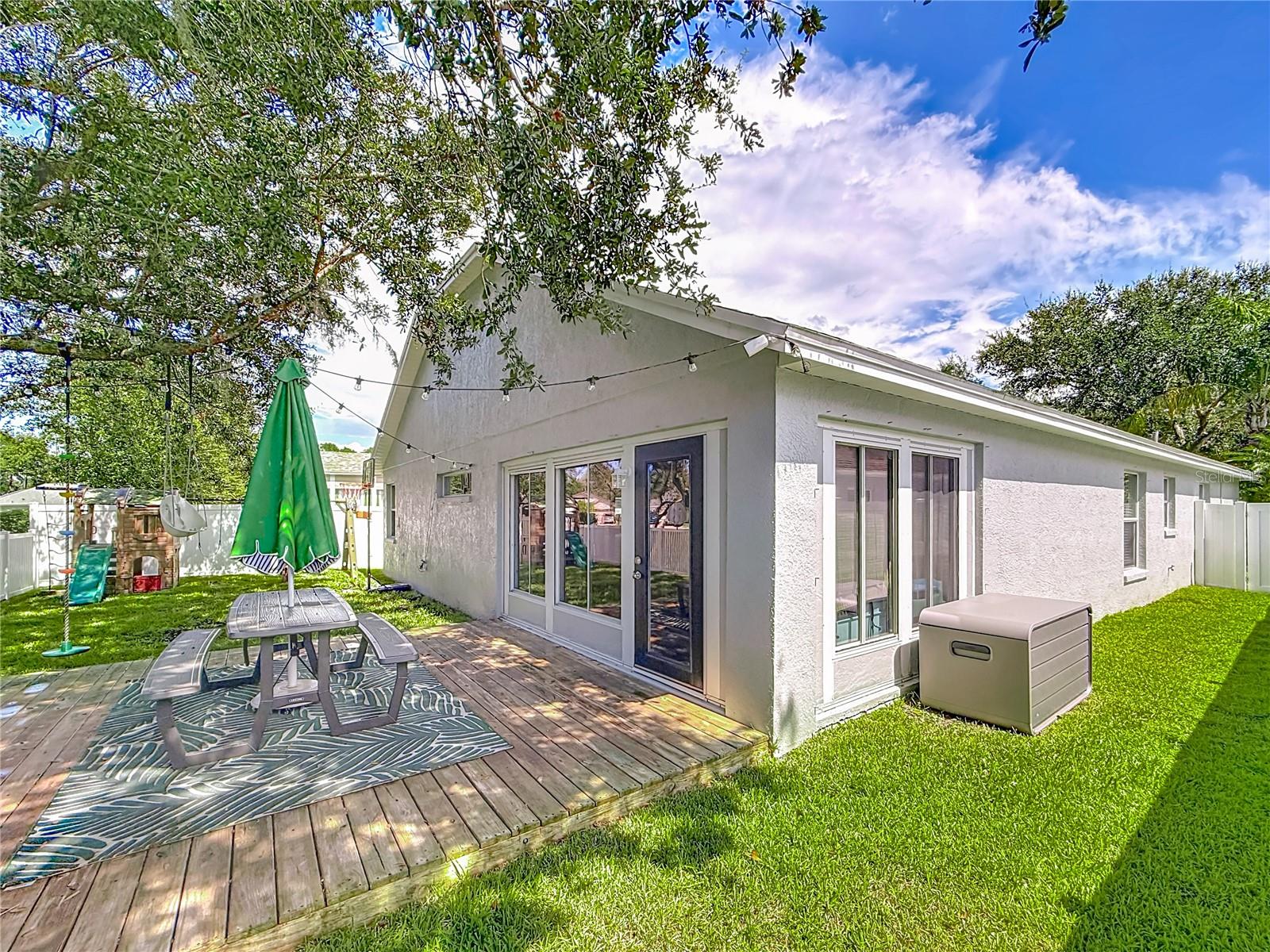 BAY ARBOR - Residential