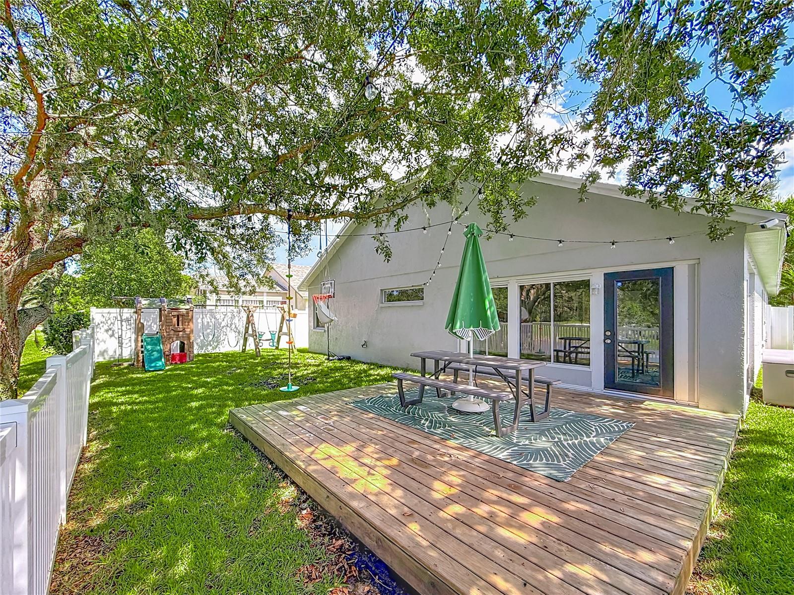 BAY ARBOR - Residential